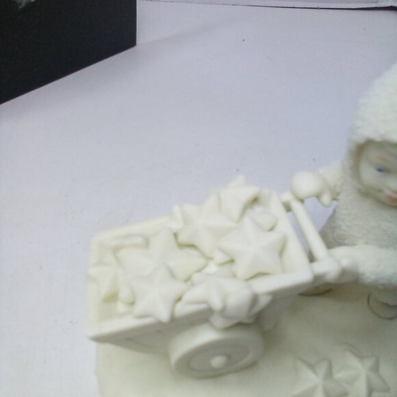 Department 56 Snowbabies There's Another One Figurine Christmas Wheelbarrow - Picture 5 of 13